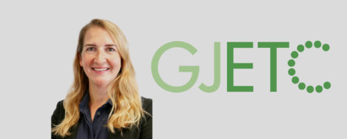 Das Bild zeigt ein Porträt von Kathrin Goldammer und den Schriftzug GJETC in grüner Farbe.